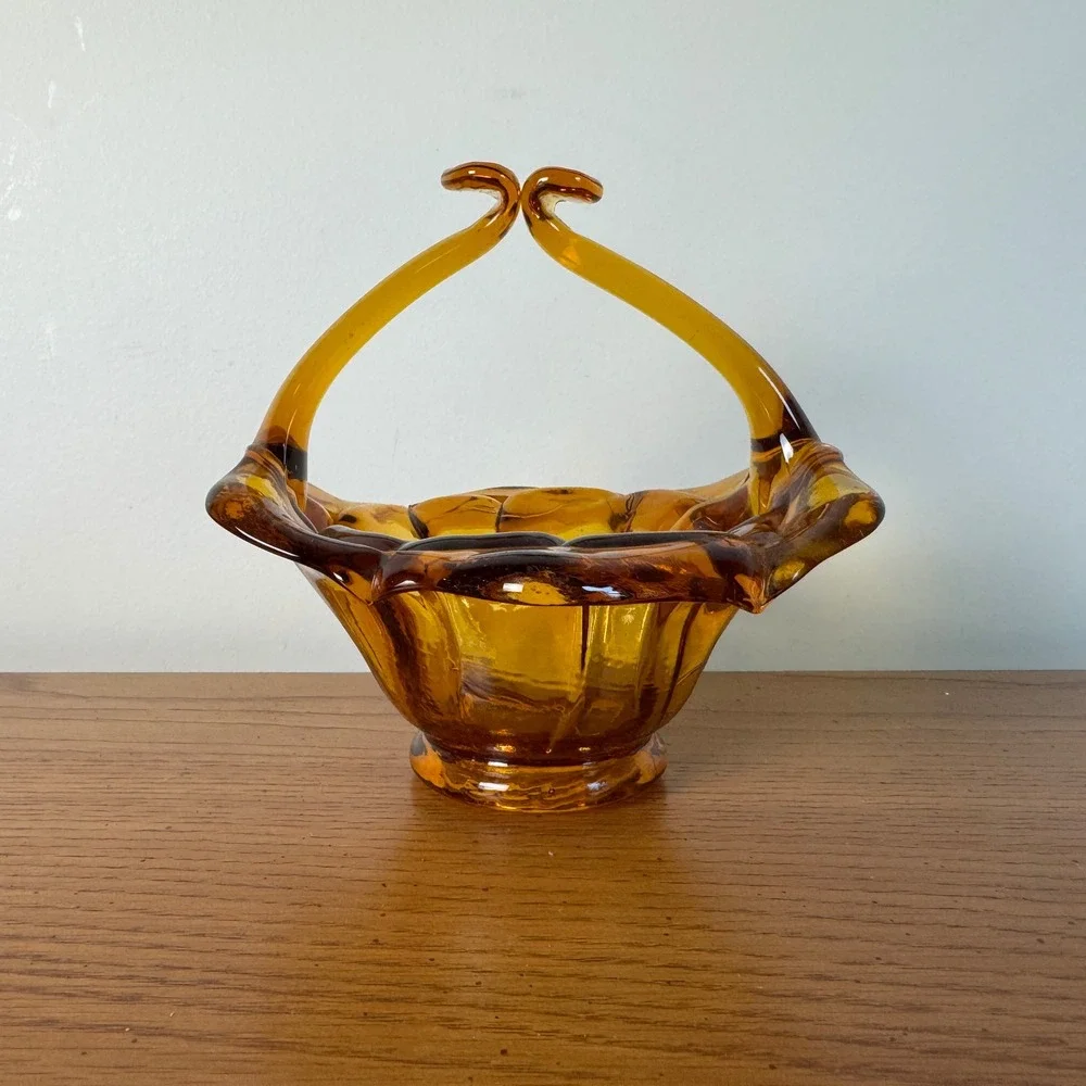 Amber Glass Basket Decorative Candy Dish Collectible Vintage‎ Handled Vase